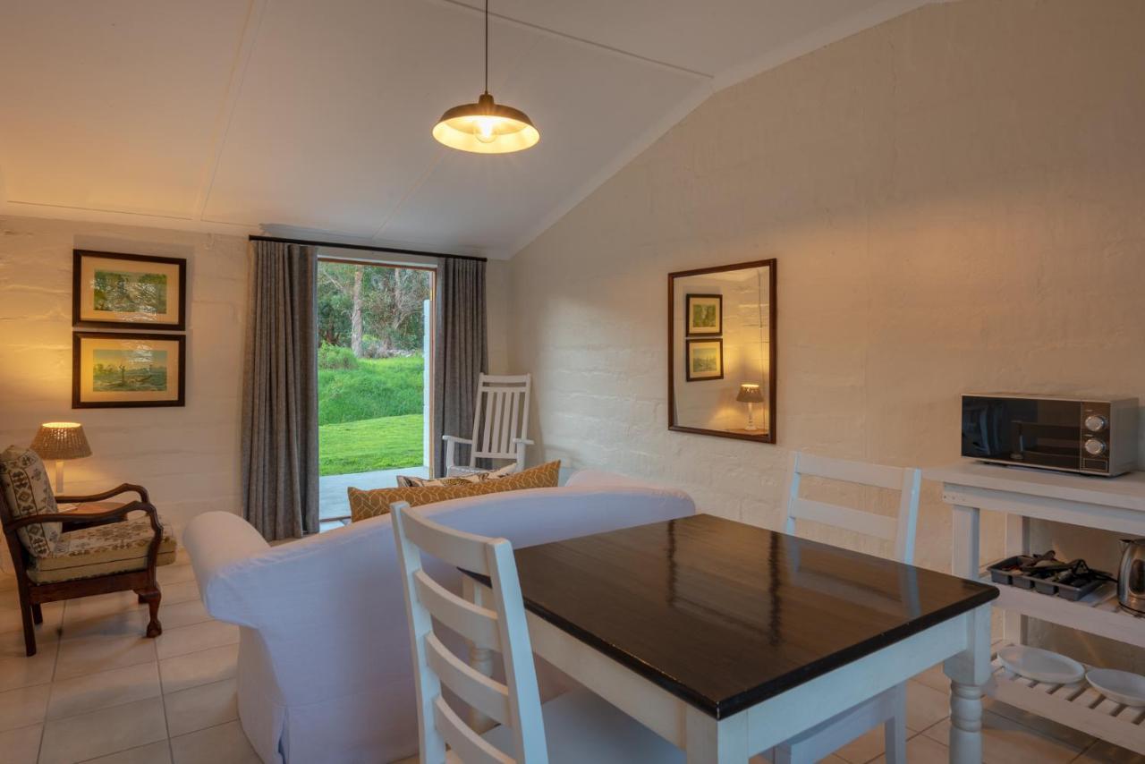 Honeyrock Cottages Kleinmond Exterior foto